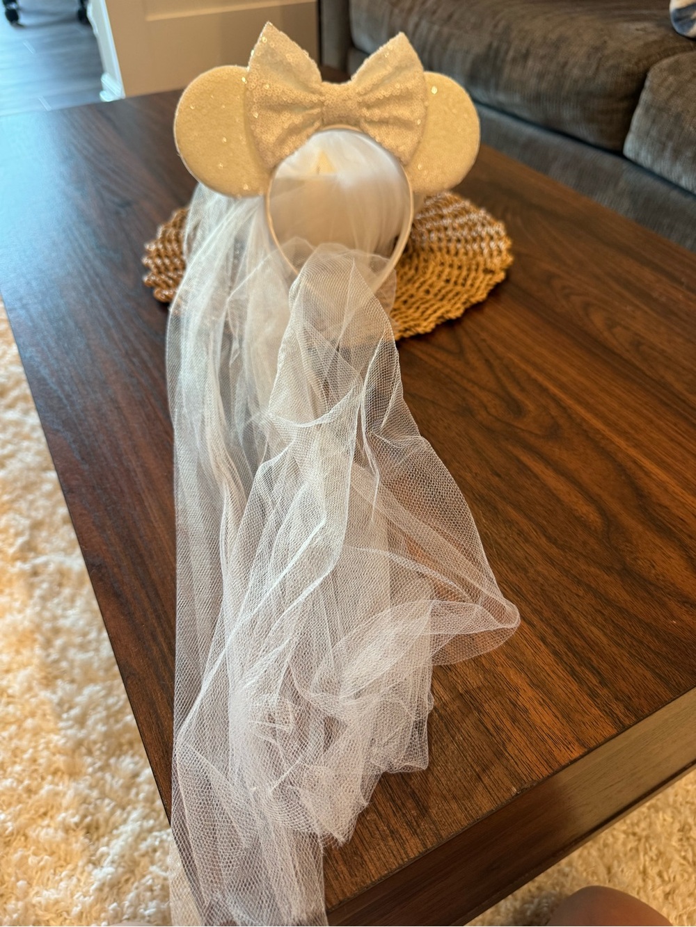 Bridal Minnie ear headband with Veil